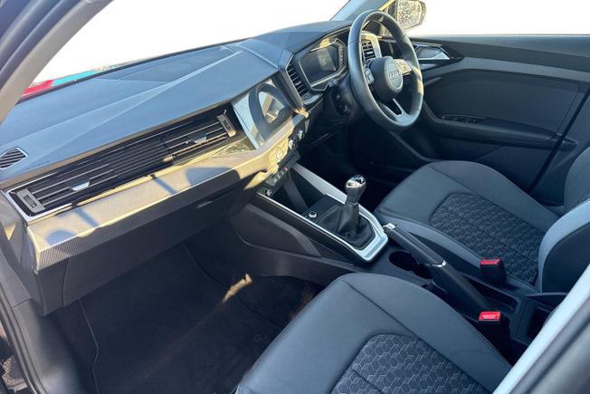 AUDI A1 Photo 2