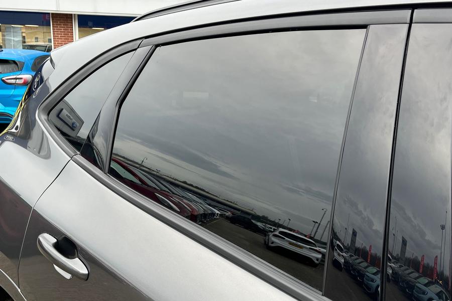 Ford KUGA Photo autoimg-7eb649bc73ecd047a0d14973ec58ad3f7883bf8d.jpg