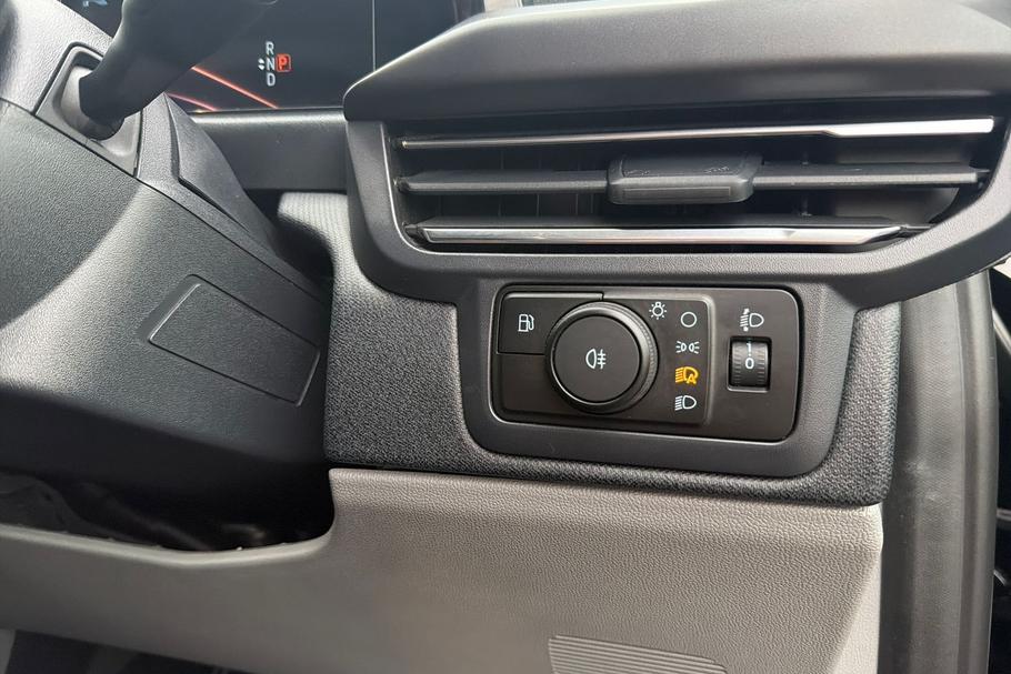 Used Ford TOURNEO CUSTOM 24