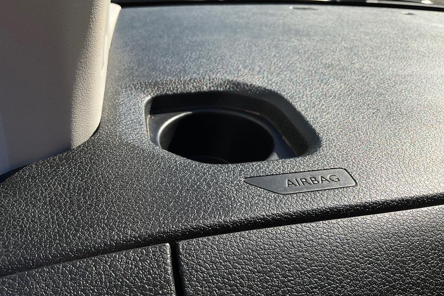 Used VAUXHALL VIVARO EA72JCZ 38