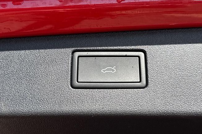 VOLKSWAGEN Tiguan Photo 23