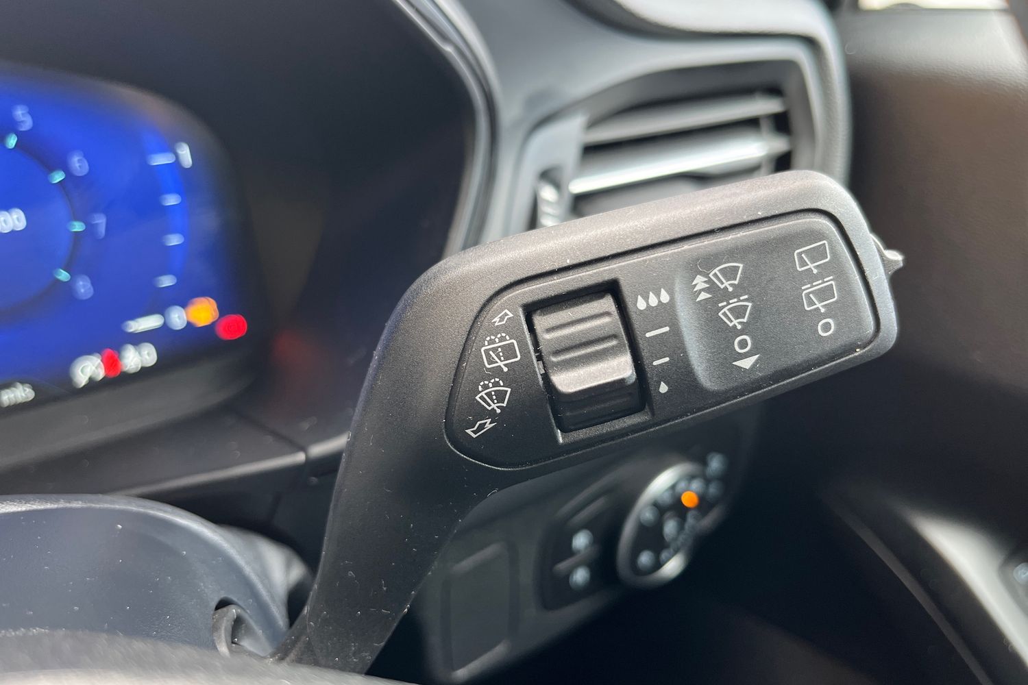 Ford FOCUS Photo 14