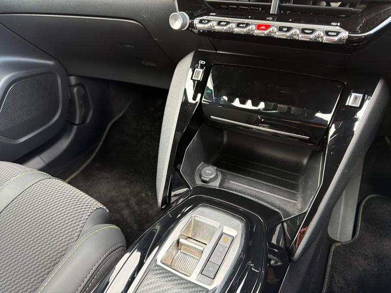 Used Peugeot 2008 NU74SVZ 24