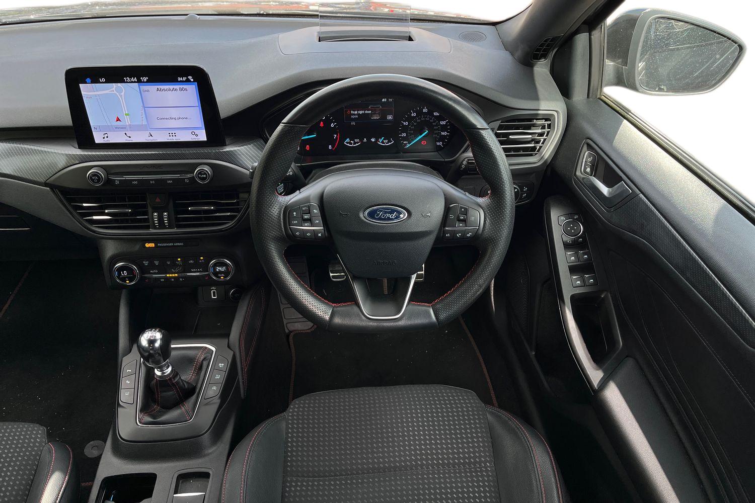 Ford Focus Photo 10