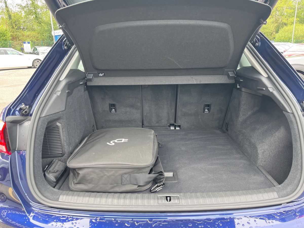 Audi Q3 Photo 21