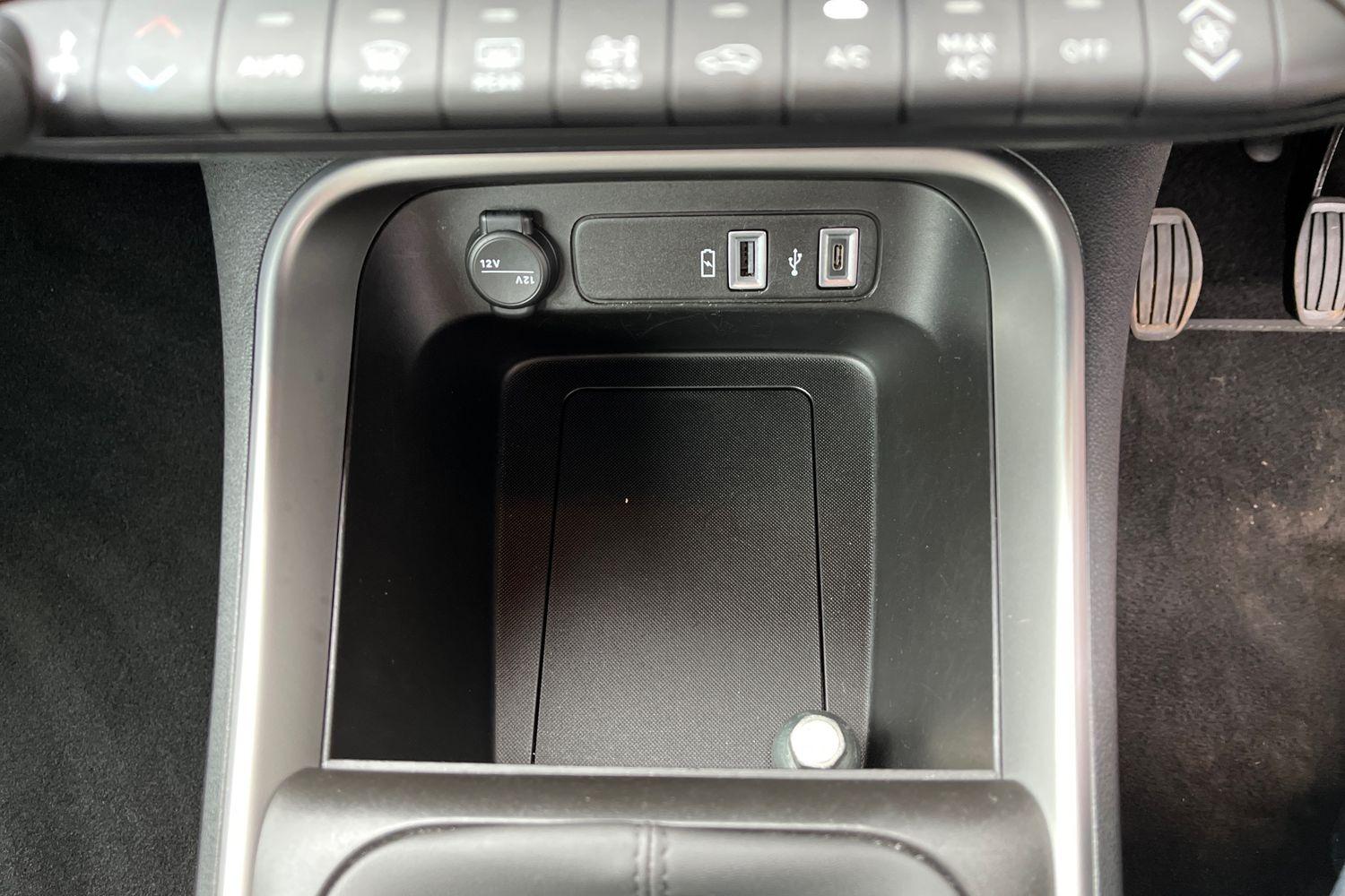 Jeep Avenger Photo 35
