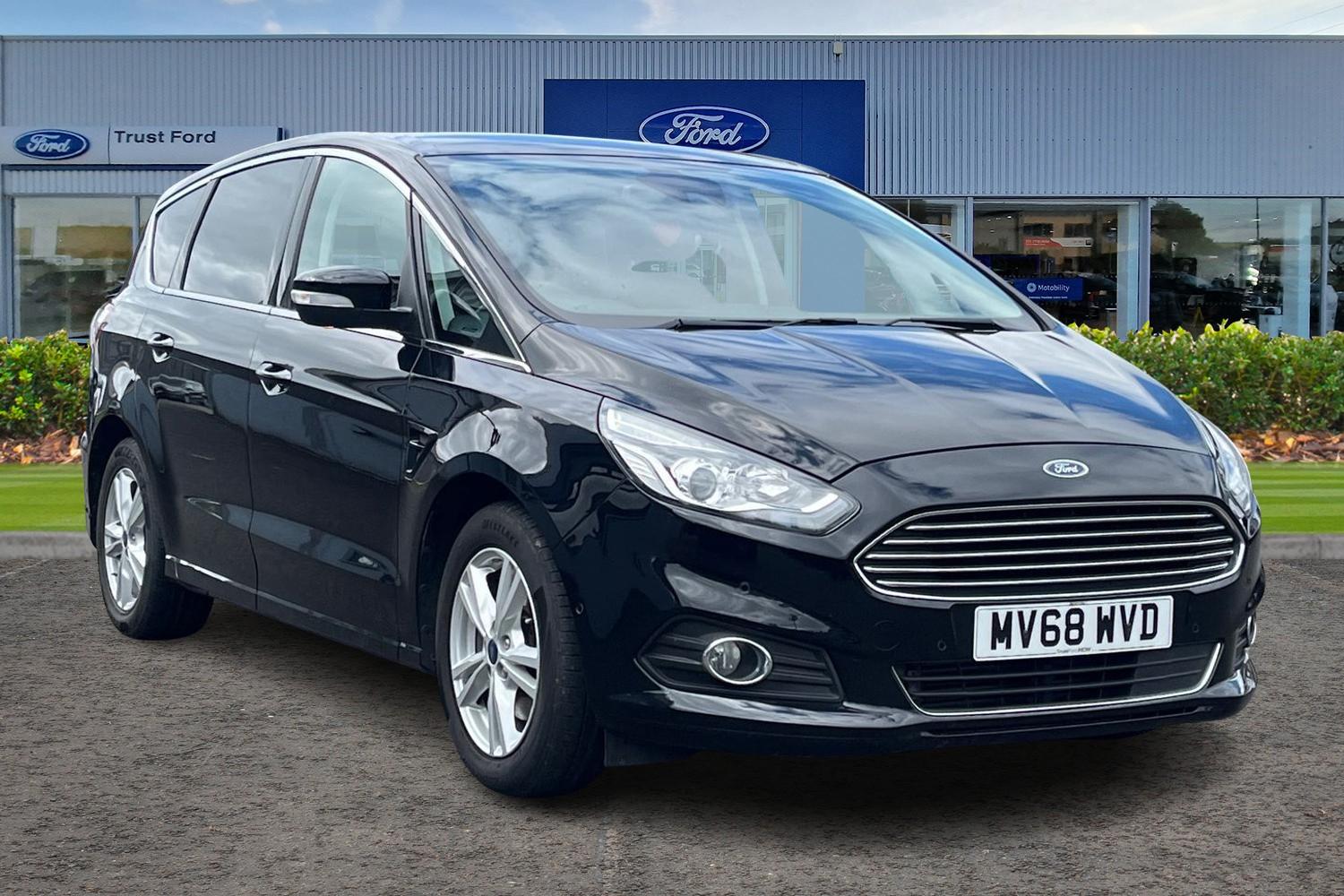 Ford S-MAX Photo 0