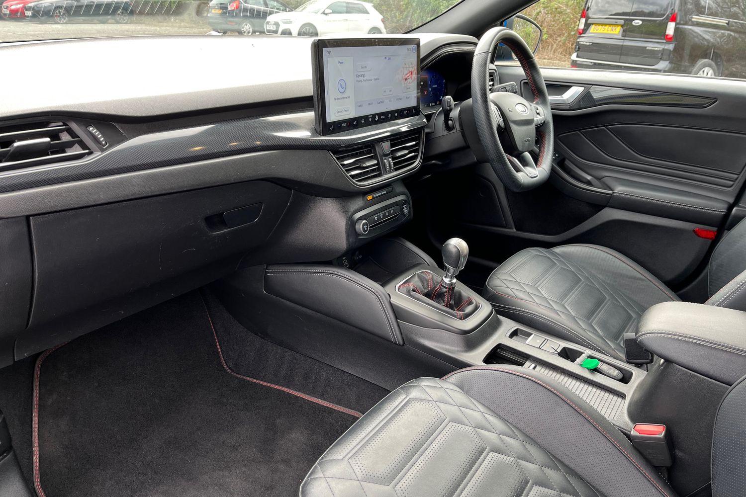 Ford FOCUS Photo 17