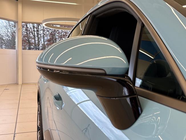 PORSCHE Macan Photo 22