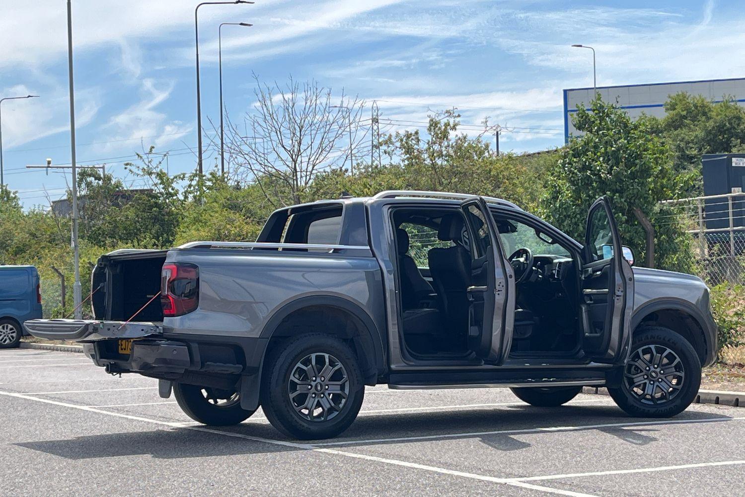 Ford RANGER Photo 6