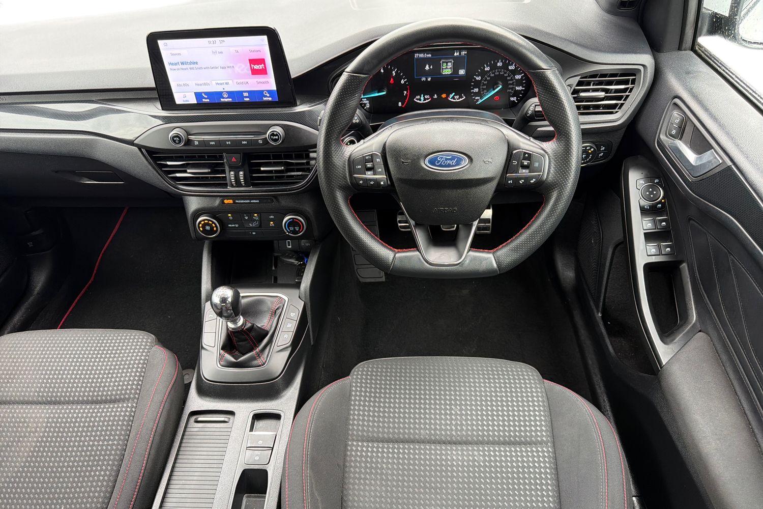 Ford Focus Photo 10
