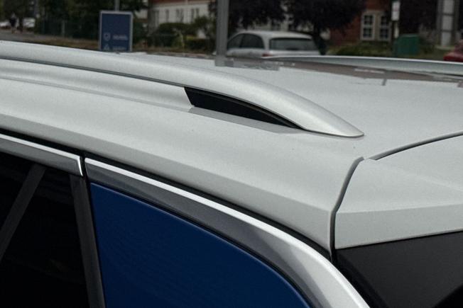 VOLKSWAGEN T-Roc Photo 48