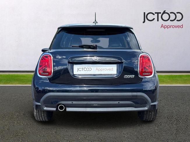 MINI Hatch Photo 7