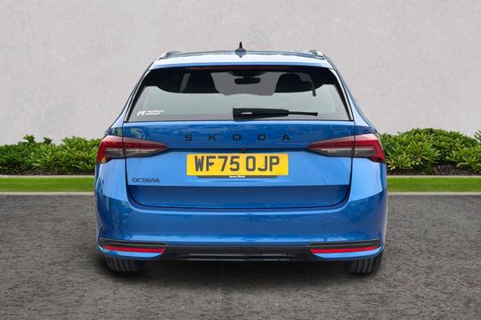 Skoda Octavia Photo autoimg-7edb7e55d6652c474f2dc7a40807bbccace241fa.jpg