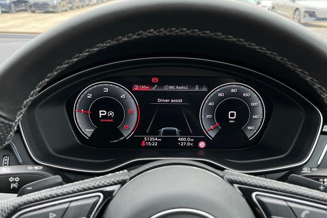 AUDI A4 Avant Photo 15