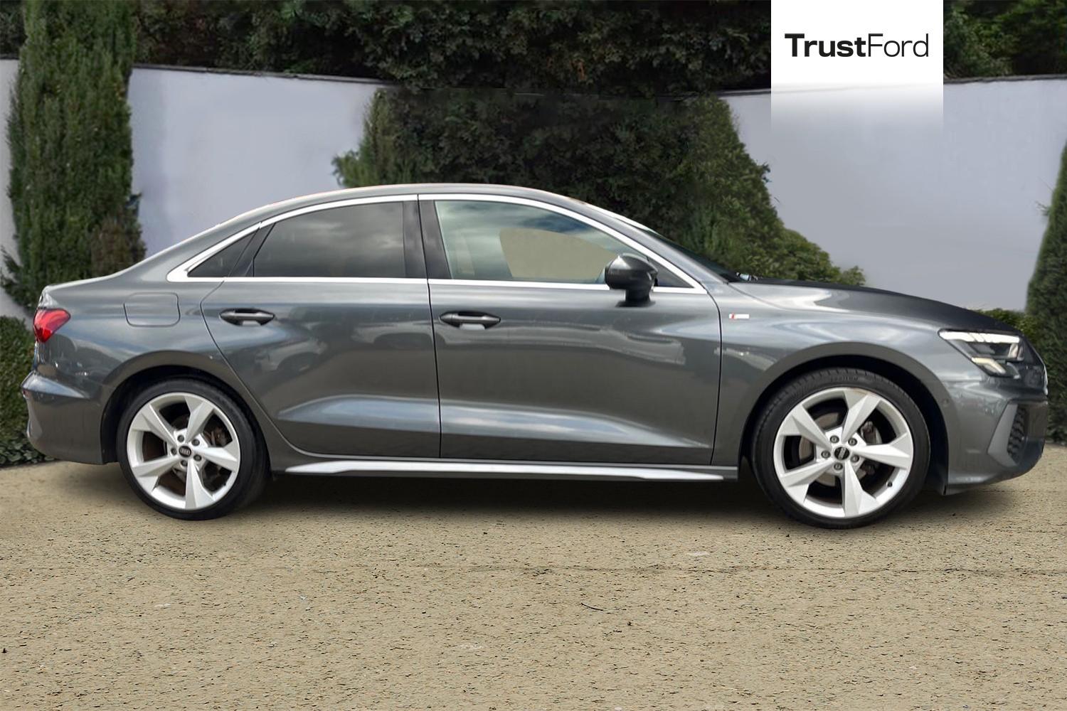 Audi A3 Photo 2