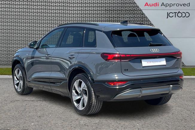 AUDI Q6 E-Tron Photo 3