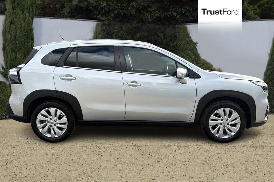Suzuki S-Cross Photo autoimg-7ee08e4cc99e4302774060e3eee0ece630842d2f.jpg