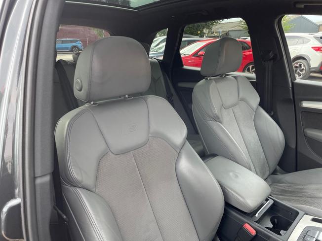 AUDI Q5 Photo 29