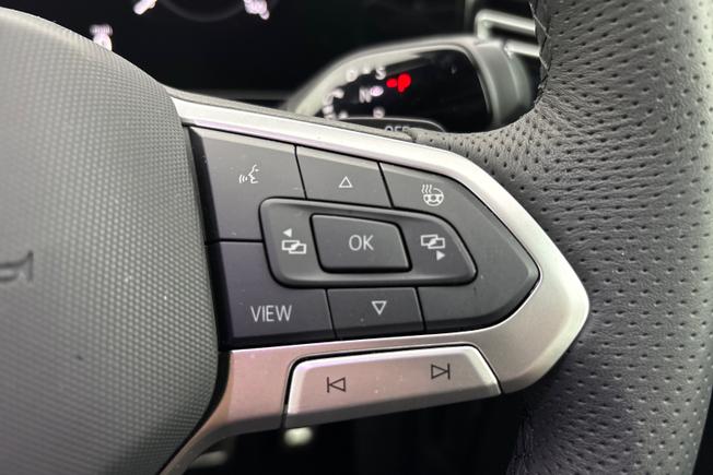 VOLKSWAGEN Tiguan Photo 17