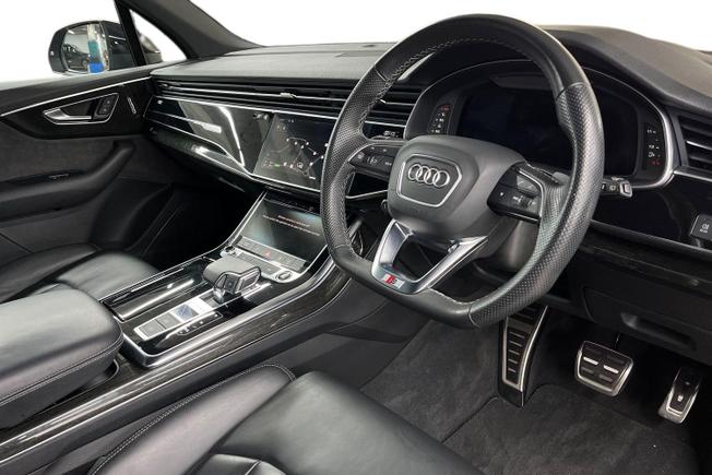 Audi Q7 Photo 6