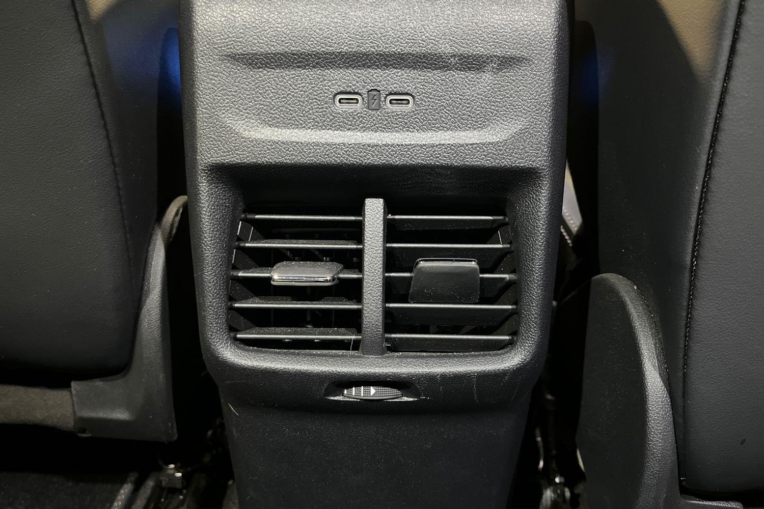 Ford Explorer Photo 27
