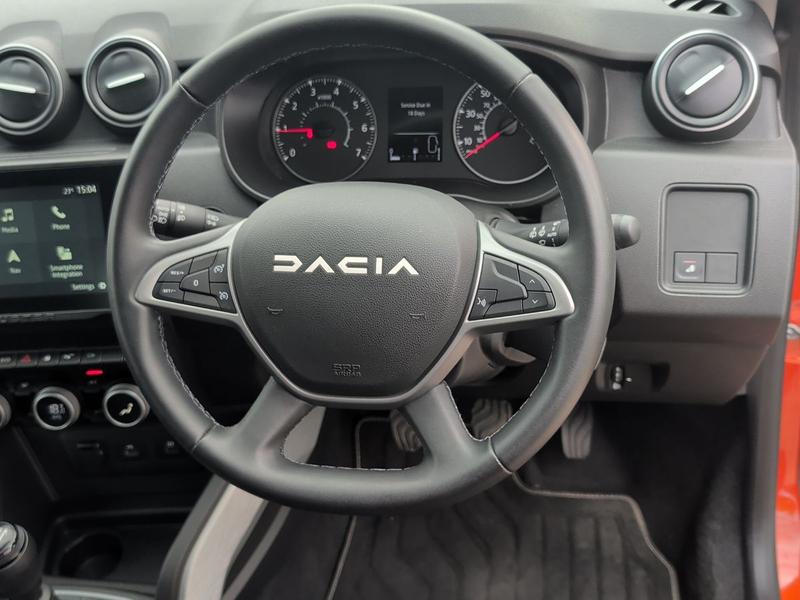 Used Dacia Duster NL73YYR 32