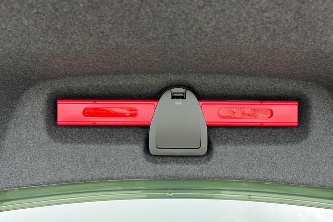AUDI  S3 Saloon Photo 49