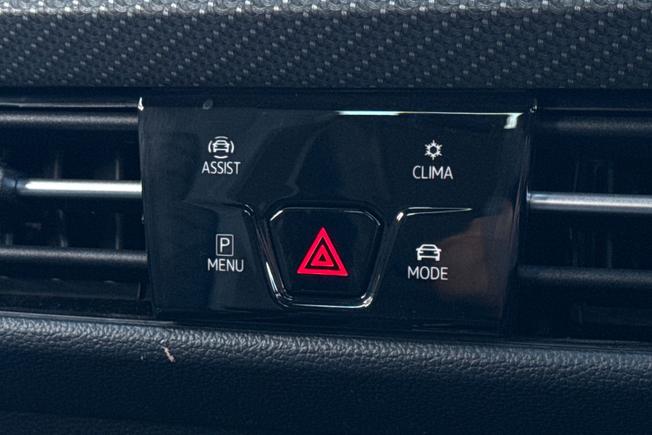 VOLKSWAGEN Golf Photo 24