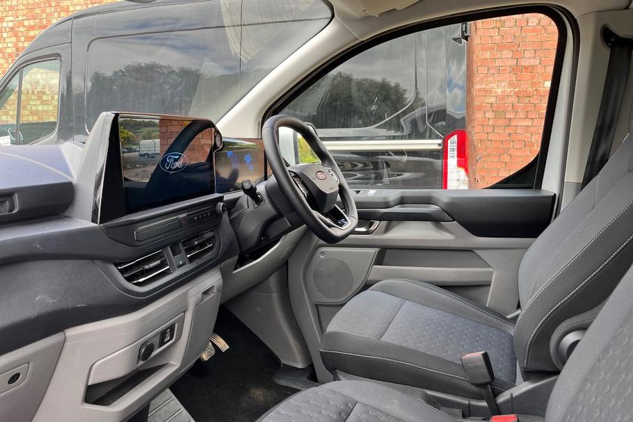 Used Ford TRANSIT CUSTOM WP75CLZ 3