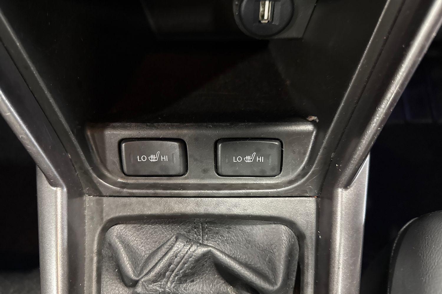 Suzuki S-Cross Photo 30