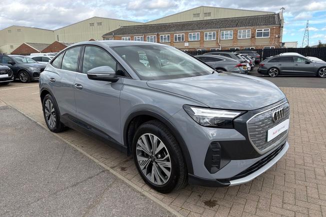 AUDI Q4 E-Tron Photo 21