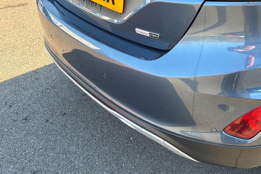 Ford FIESTA Photo autoimg-7ef411ae625cabd8bef268bc57ffba87f7b709da.jpg