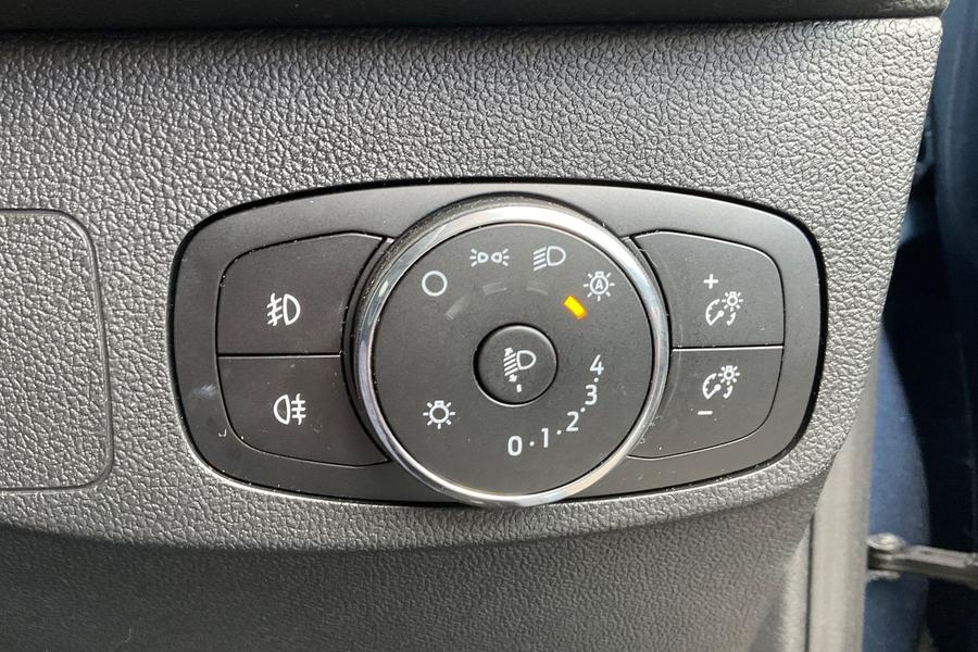 Ford FOCUS Photo autoimg-7ef4ff91343feacfa68559fefbd41ded79a5d4a5.jpg