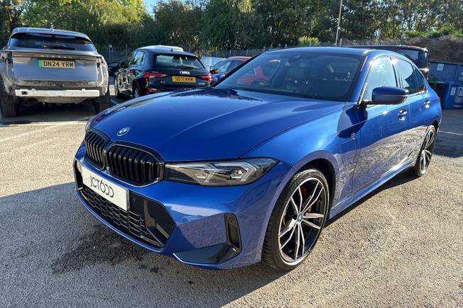 BMW 3 Series Photo 28