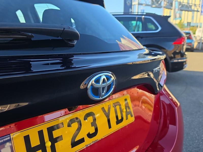 Used Toyota Yaris HF23YDA 27