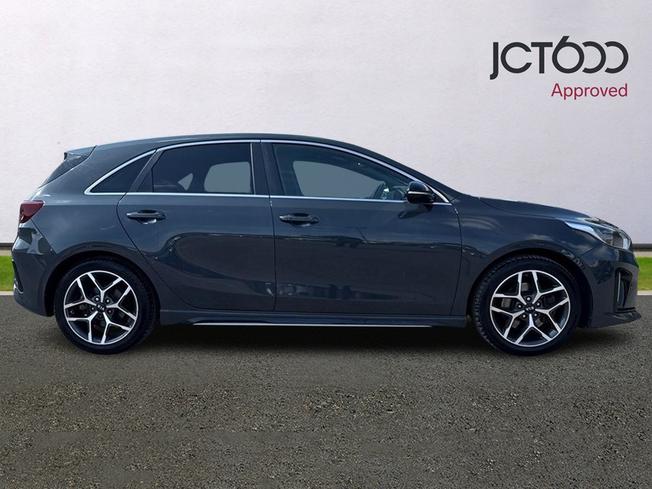 KIA Ceed Photo 4