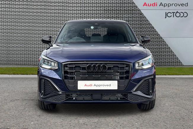 AUDI Q2 Photo 8