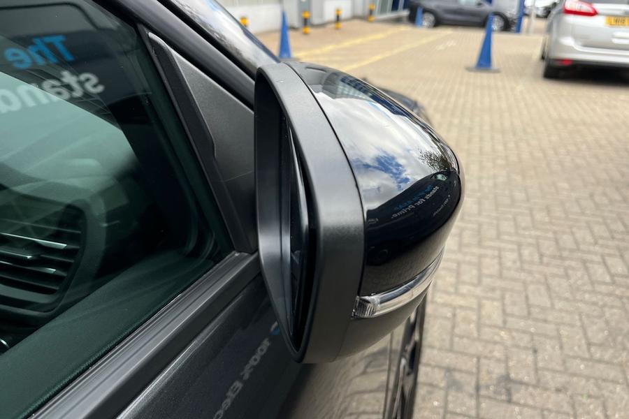 Ford KUGA Photo autoimg-7f02a0a46b53e427a4415d272a60fb989bda3c45.jpg