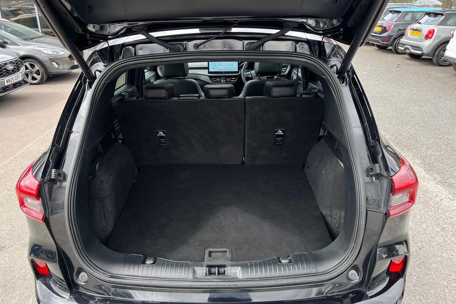 Ford Kuga Photo autoimg-7f05671aad4e9d51ec7128e90f9ee2d6c265a8bc.jpg