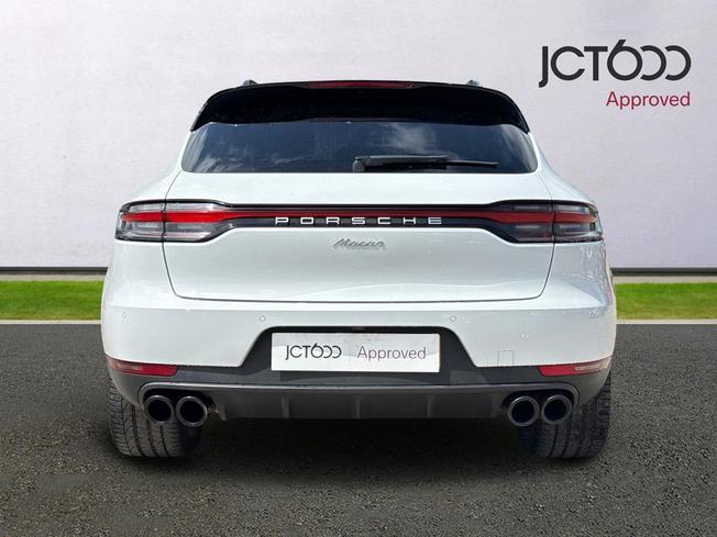 PORSCHE Macan Photo 7