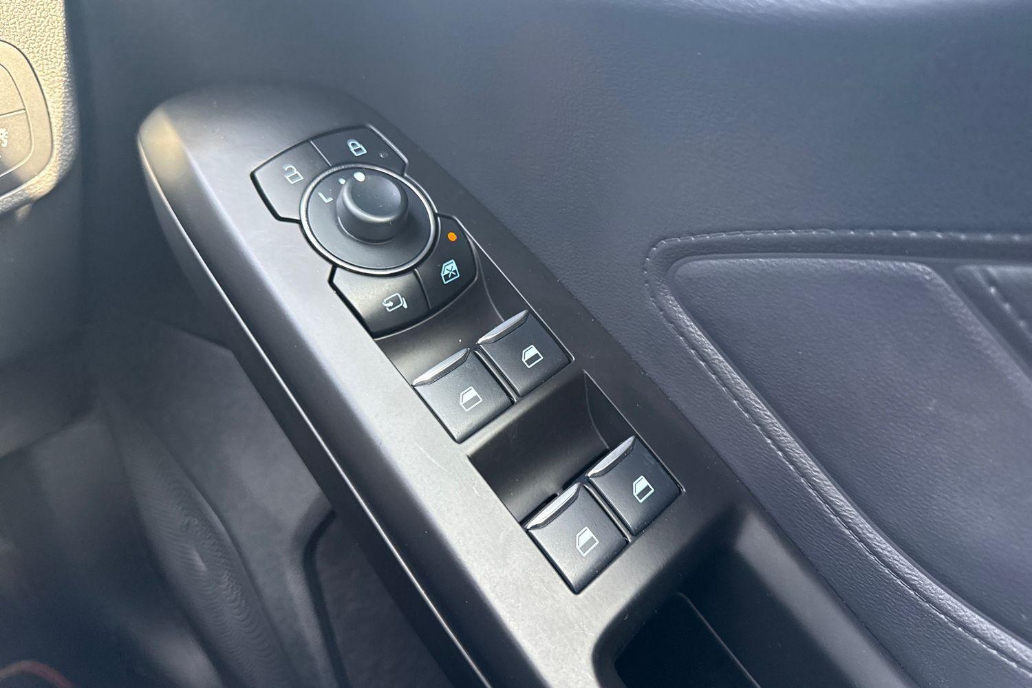 Ford FOCUS Photo 15