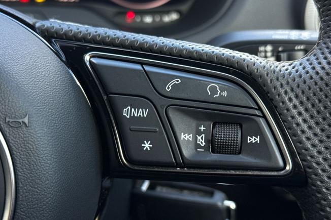 Audi Q2 Photo 17