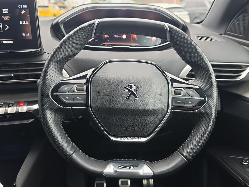 Used Peugeot 3008 NV21OPE 32