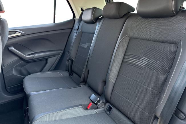 VOLKSWAGEN T-Cross Photo 9