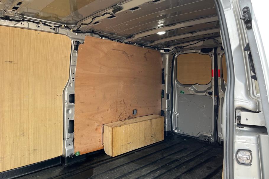Used Ford TRANSIT CUSTOM LA24ATN 4