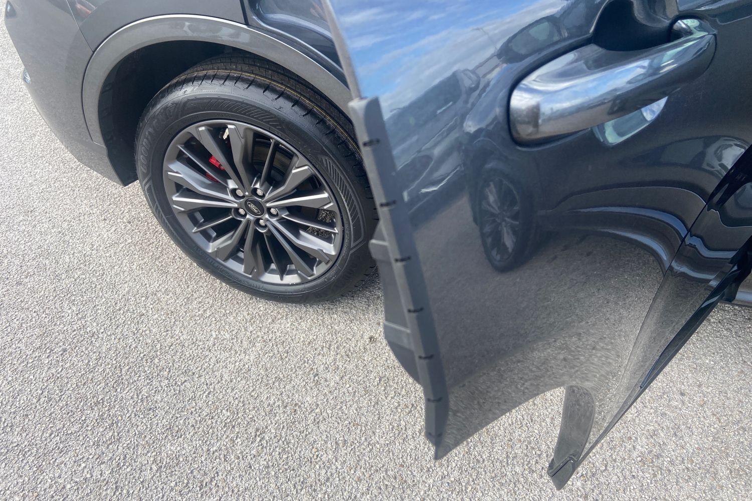 Ford KUGA Photo 27