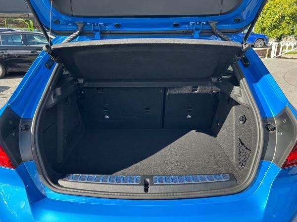 BMW 1 Series Photo autoimg-7f15eeb43a04c6371472de79c65eccb3bc69f06e.jpg