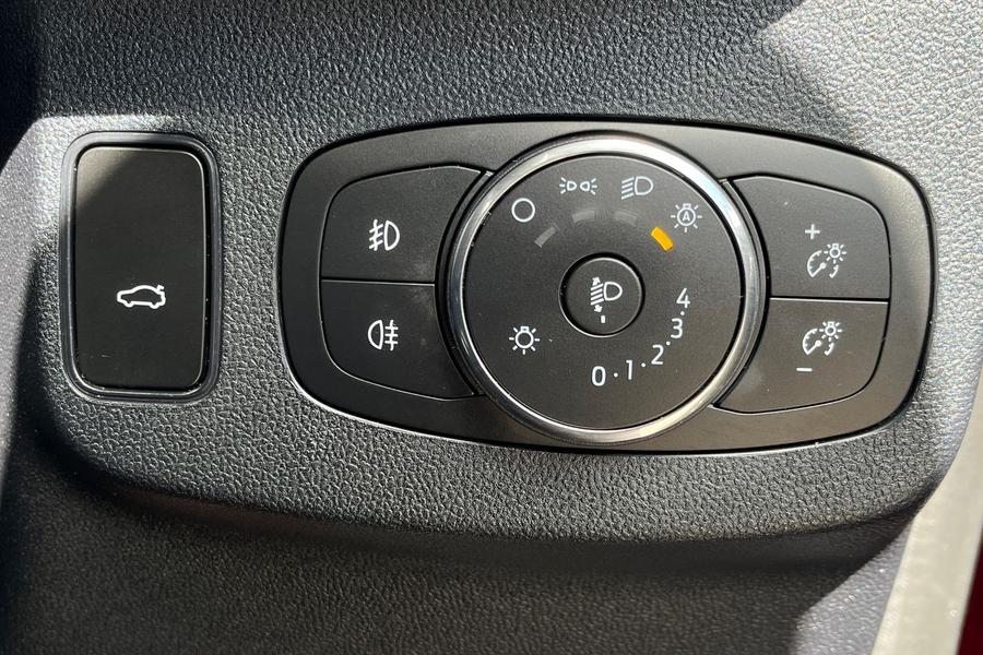 Ford PUMA Photo autoimg-7f17c5c15a9834e2b1c2557986dec778d50bb279.jpg