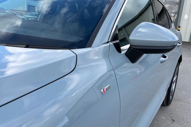 AUDI Q3 Photo 25